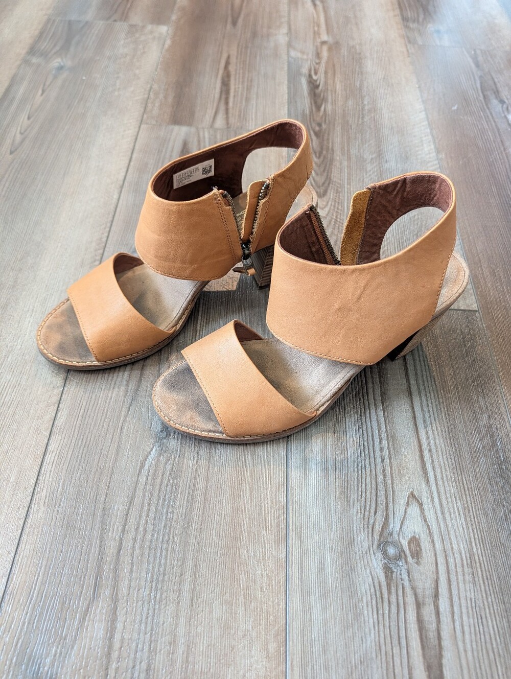 Tom's Women's Leather Heels